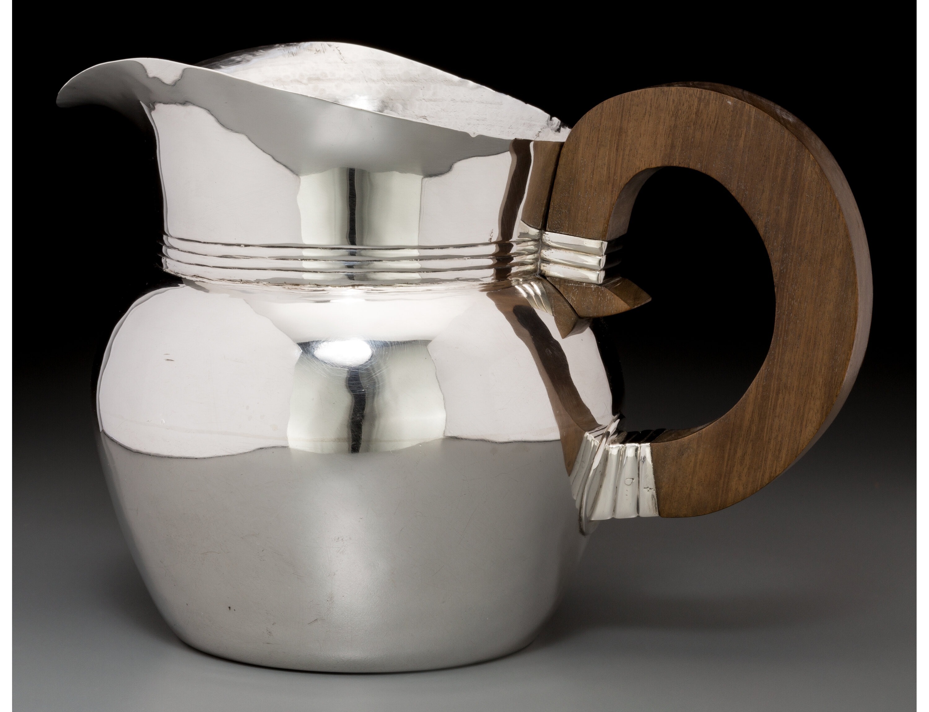 Ranch Pitcher - Photo 1