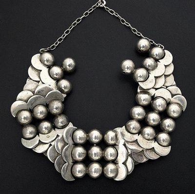 Fish-Scale and Sphere Beaded Necklace - Photo 1