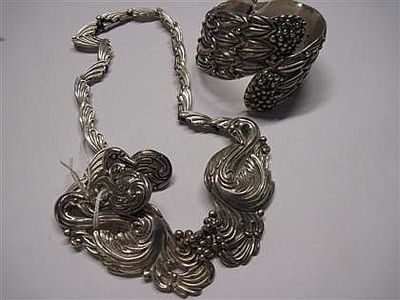 Swan necklace - Photo 1
