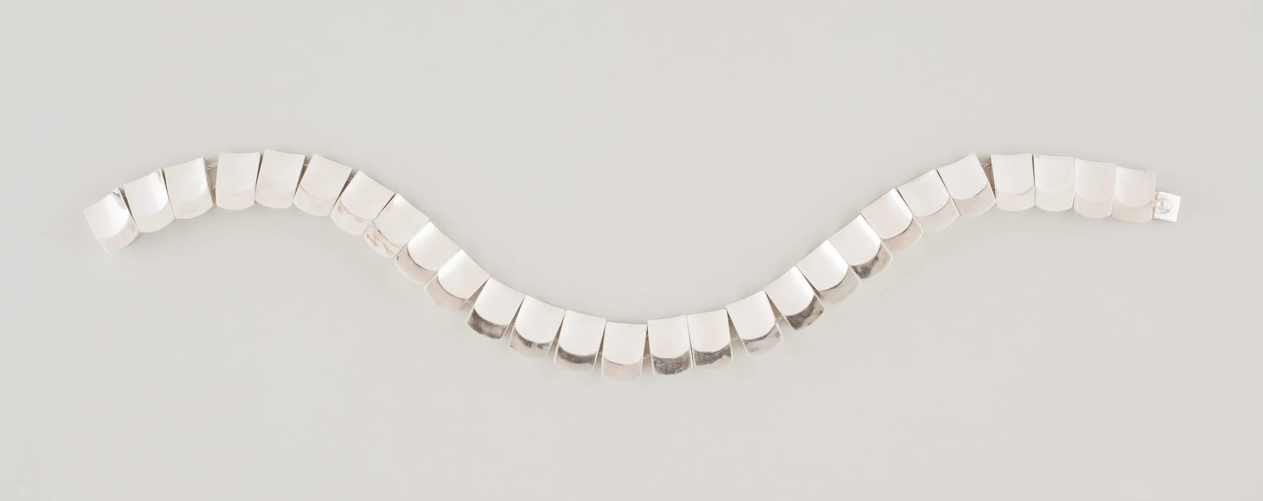 Thumbnail Necklace - Photo 1