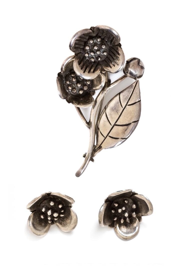 Pomegranate blossom brooch - Photo 1