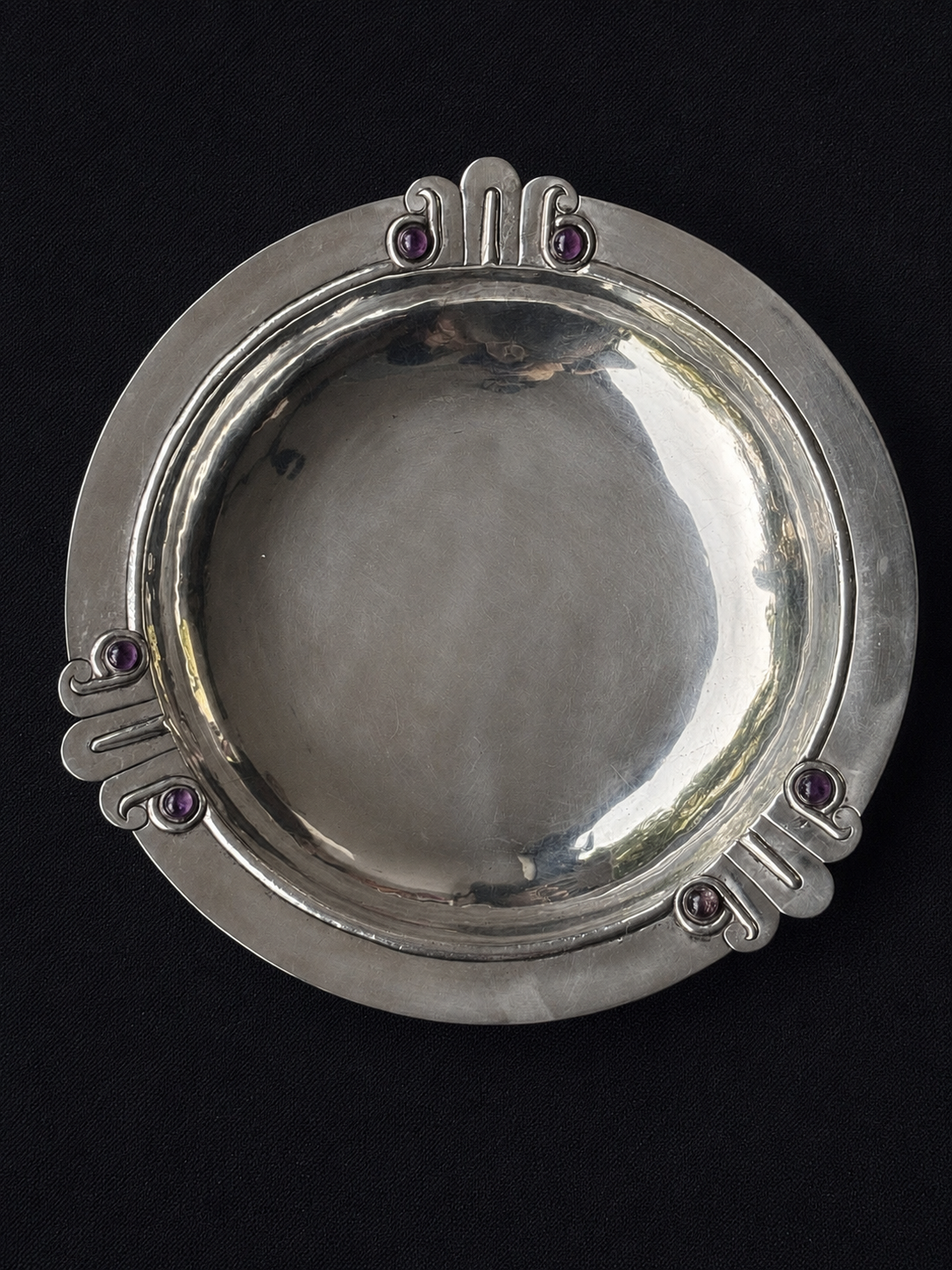 Large Silver Bowl with Six Amethysts - Photo 1