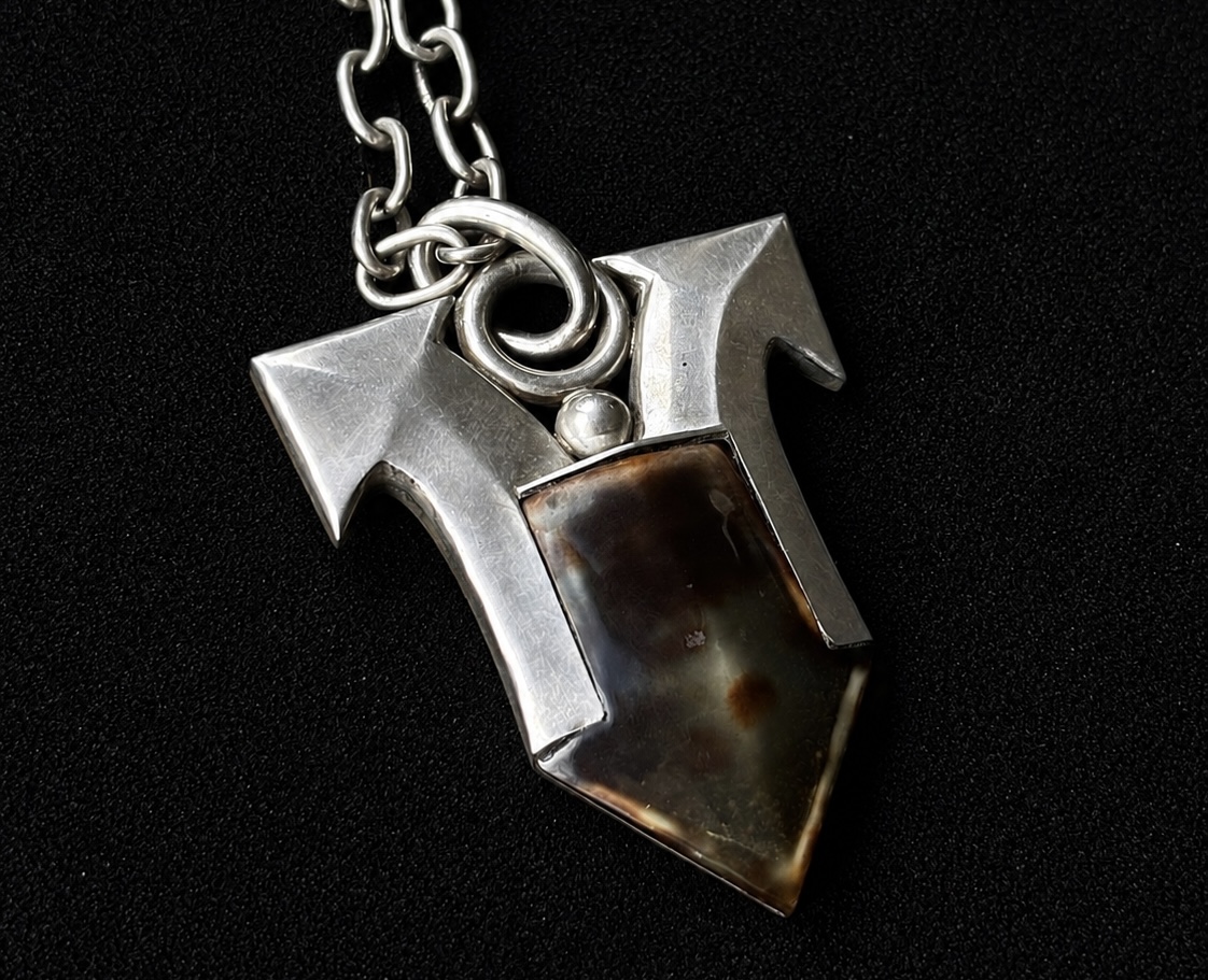 Tortoise Shell Arrow Necklace