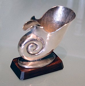 Small Silver Ashtray Depicting the Cross Section of a Conch - Photo 1