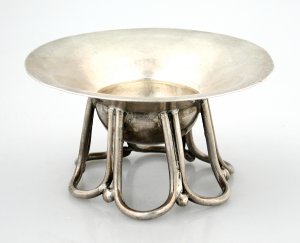 Ashtray of Silver with Looped Wire Legs - Photo 1