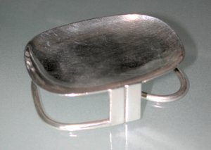 Oval Silver Ashtray on a Frame - Photo 1