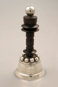 Tea Bell - Photo 1