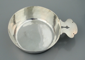 Bowl with Porringer Handle - Photo 1