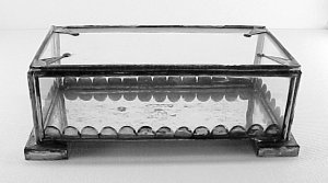 Low Rectangular Box of Tin and Glass - Photo 1
