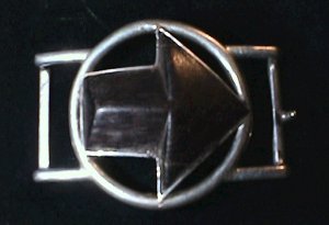 Buckle of Ebony Arrow with a Silver Circular Frame - Photo 1