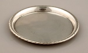 Plain Silver Coaster with Diagonal Line Trim Around Rim - Photo 1