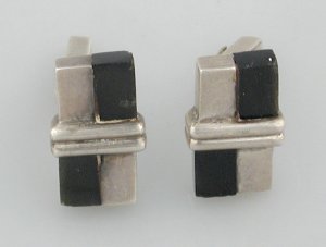 Cuff Links of Alternating Silver and Obsidian Rectangles - Photo 1