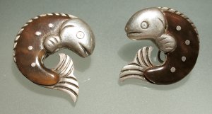 Earrings of Tortoise Shell Fish Riveted to Silver Base - Photo 1
