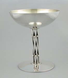 Champagne Goblet with Spiral Stem - Photo 1