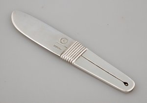 Heavy, Nicely Balanced Cheese Knife - Photo 1