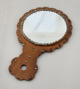 Mirror of Wood with Tin Nails Around the Scalloped - Photo 1