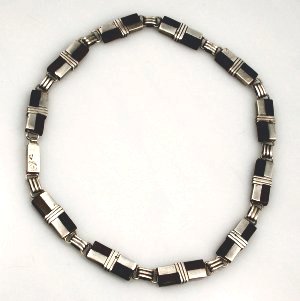 Necklace of Rectangles with Alternating Quarters - Photo 1