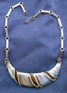 Collar Gola Necklace - Photo 1