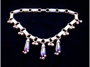 Elongated Ribbon Link Necklace with Cascabels and Three - Photo 1