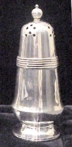 Pepper Shaker Has an Applied Wrapped Wire Silver Band - Photo 1