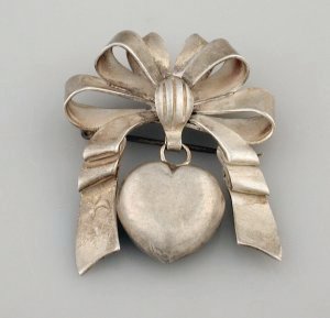 Bow Pin with a Dangling Heart - Photo 1