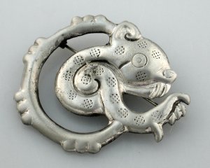 Silson Open Work Pin of a Curled Jaguar - Photo 1