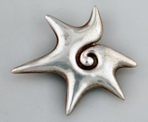 Cholulteca Conch Cross Section Pin - Photo 1