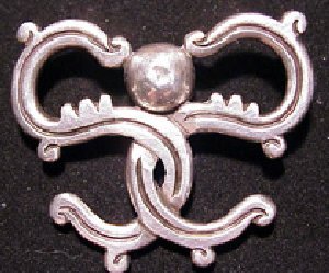Handsome Early Silver Pin of an Aztec Butterfly - Photo 1