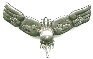 Silson Winged Pin Incorporating Aztec Stylized Parrot Motifs - Photo 1