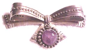 Bow Pin Set with Cabochon Amethyst - Photo 1