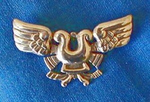 Silson Pin of a Winged Aztec Motif - Photo 1