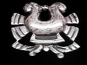 Silson Pin of Aztec Motif Lyre - Photo 1