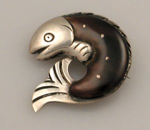 Tortoise Shell Fish Pin - Photo 1