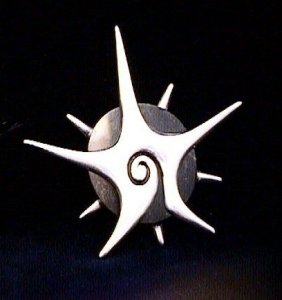 Star Pin/pendant Has an Obsidian Oval Disc Sandwiched - Photo 1