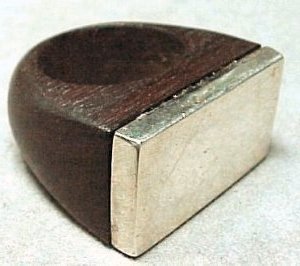 Rosewood Ring with Rectangular Silver Plaque - Photo 1