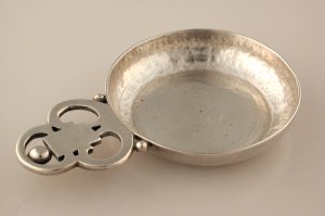 Early Spratling Design Is an Individual Porringer Type Salt - Photo 1