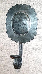 Tin Wall Sconce with Holder for One Candle - Photo 1